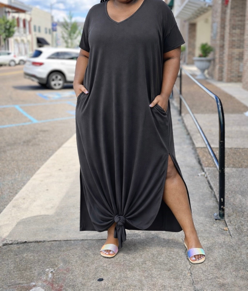 "Gray Beauty" T-shirt Maxi Dress+
